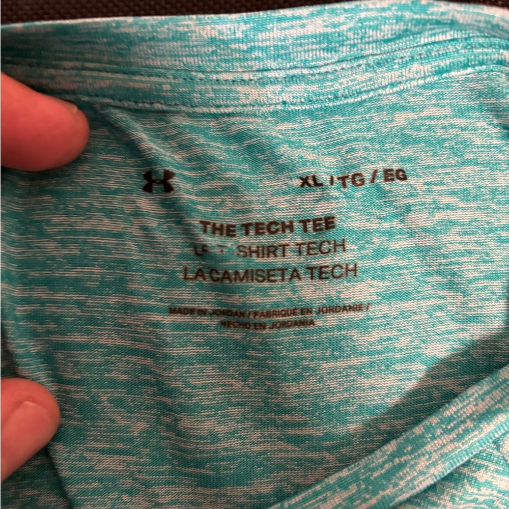 Under Armour tech tee xl like new